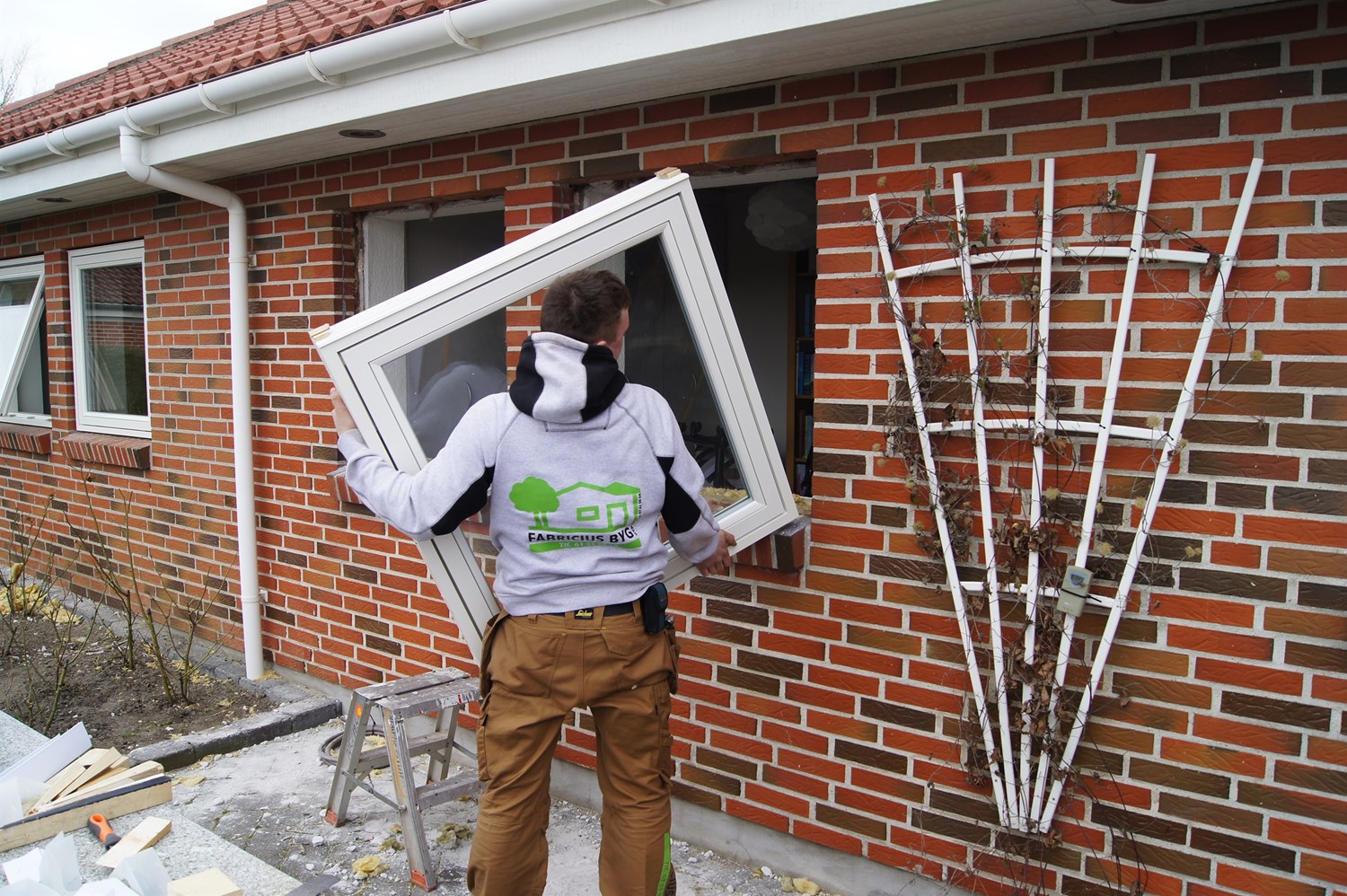 Kritik strubehoved På hovedet af Udskiftning af vinduer i Randers og omegn | Montering af nye vindu